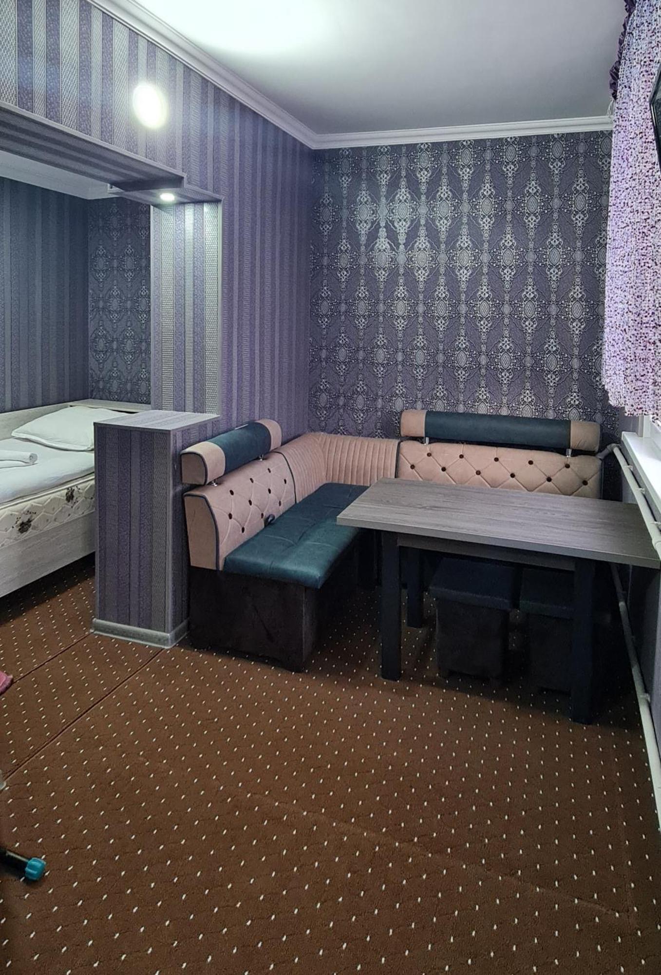 Status House Hotel เฟอร์กานา ภายนอก รูปภาพ