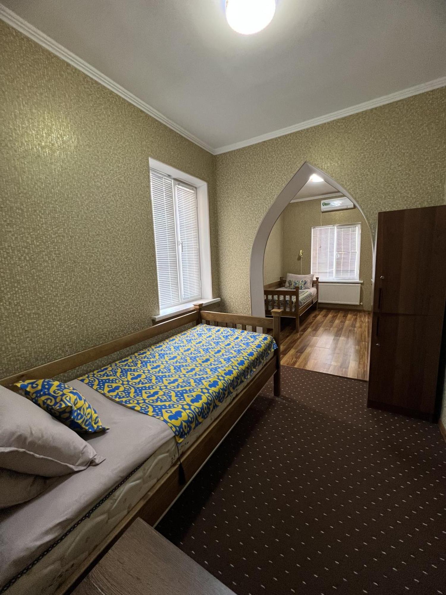 Status House Hotel เฟอร์กานา ภายนอก รูปภาพ